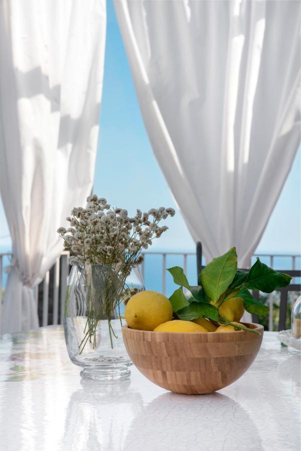 Villa Anna - De Vivo Realty Пьяно-ди-Сорренто Экстерьер фото