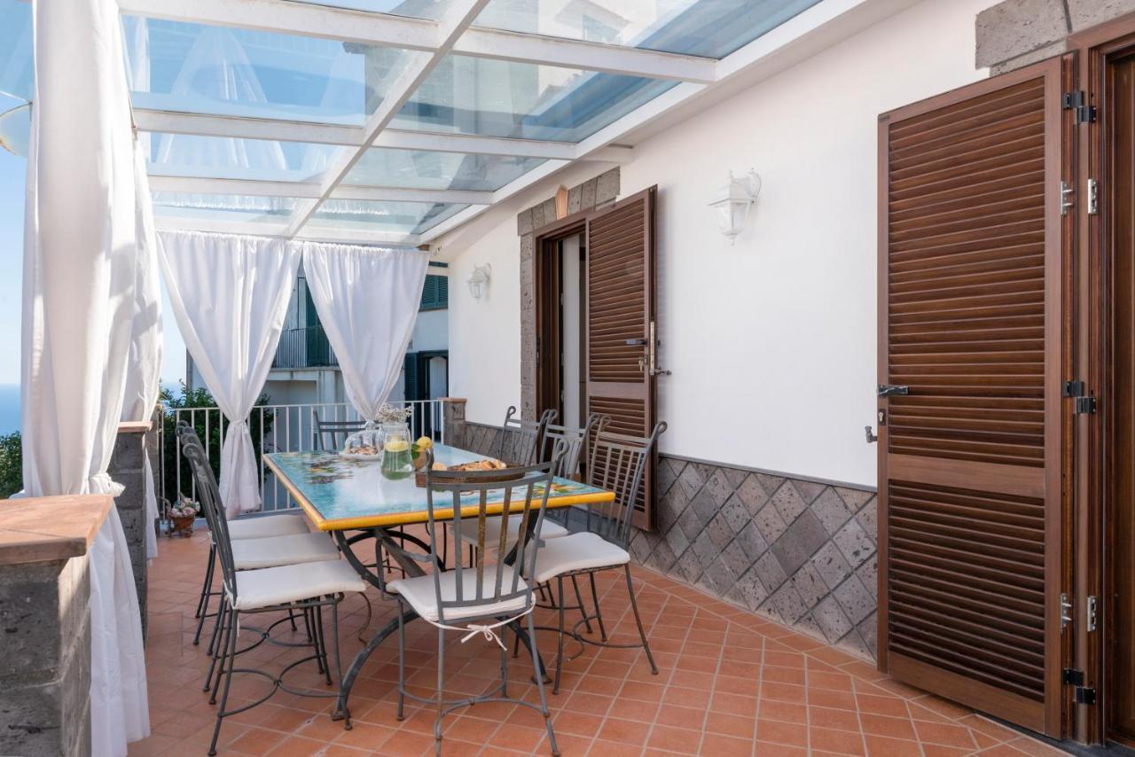 Villa Anna - De Vivo Realty Пьяно-ди-Сорренто Экстерьер фото